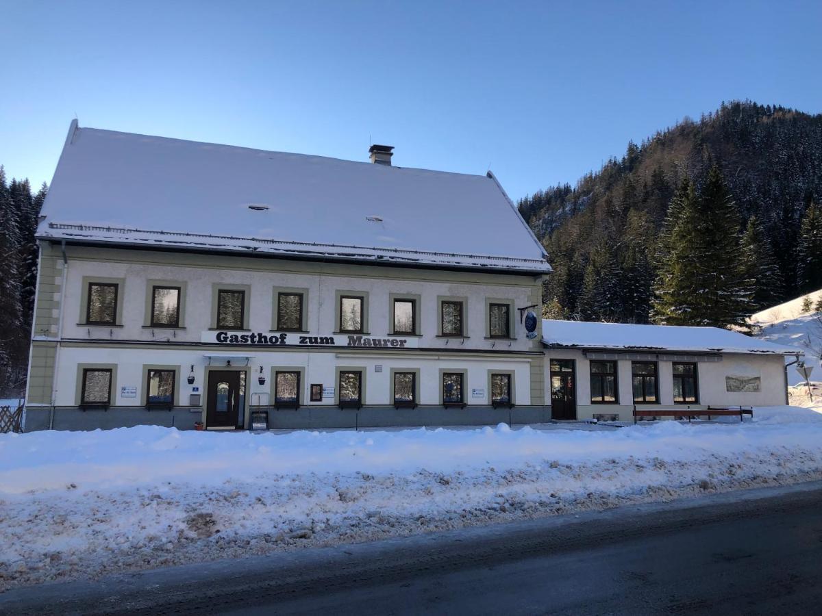 Отель Gasthof Zum Maurer Мариацелль Экстерьер фото